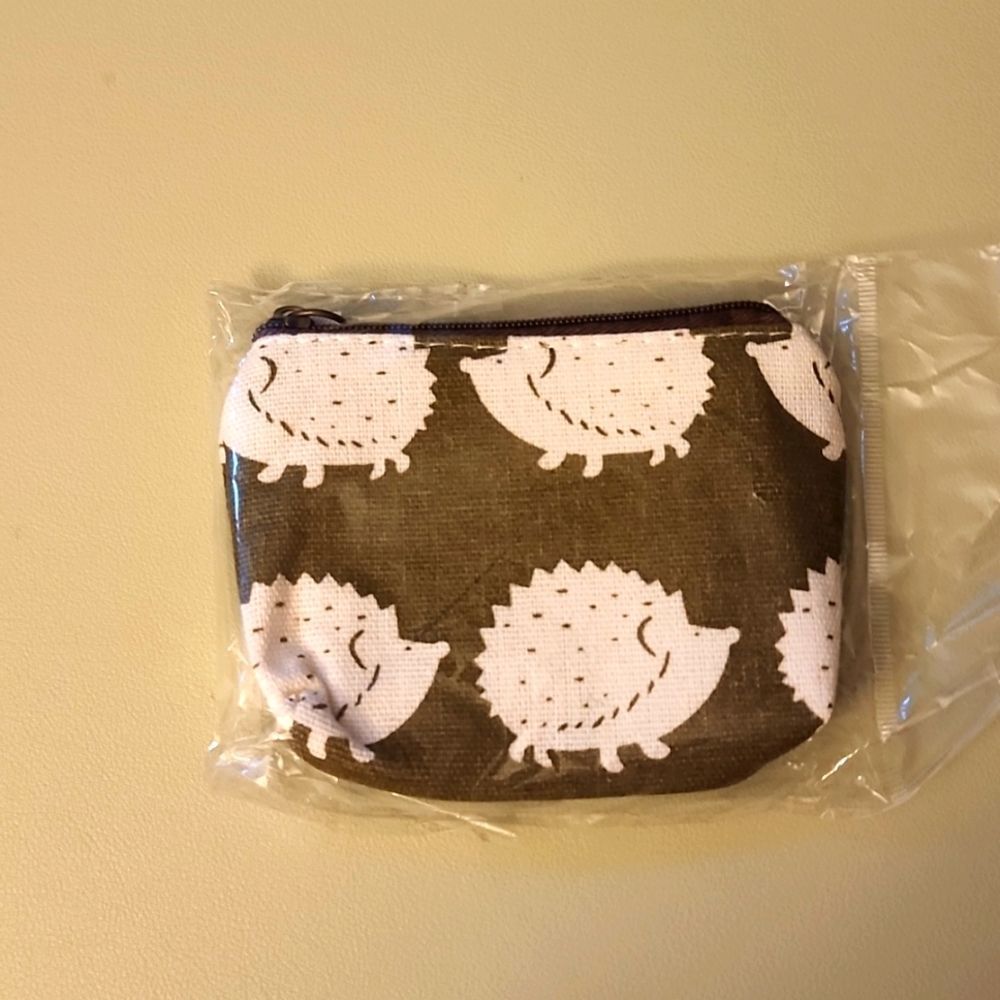 NWOT HedgeHog Square Coin Purse